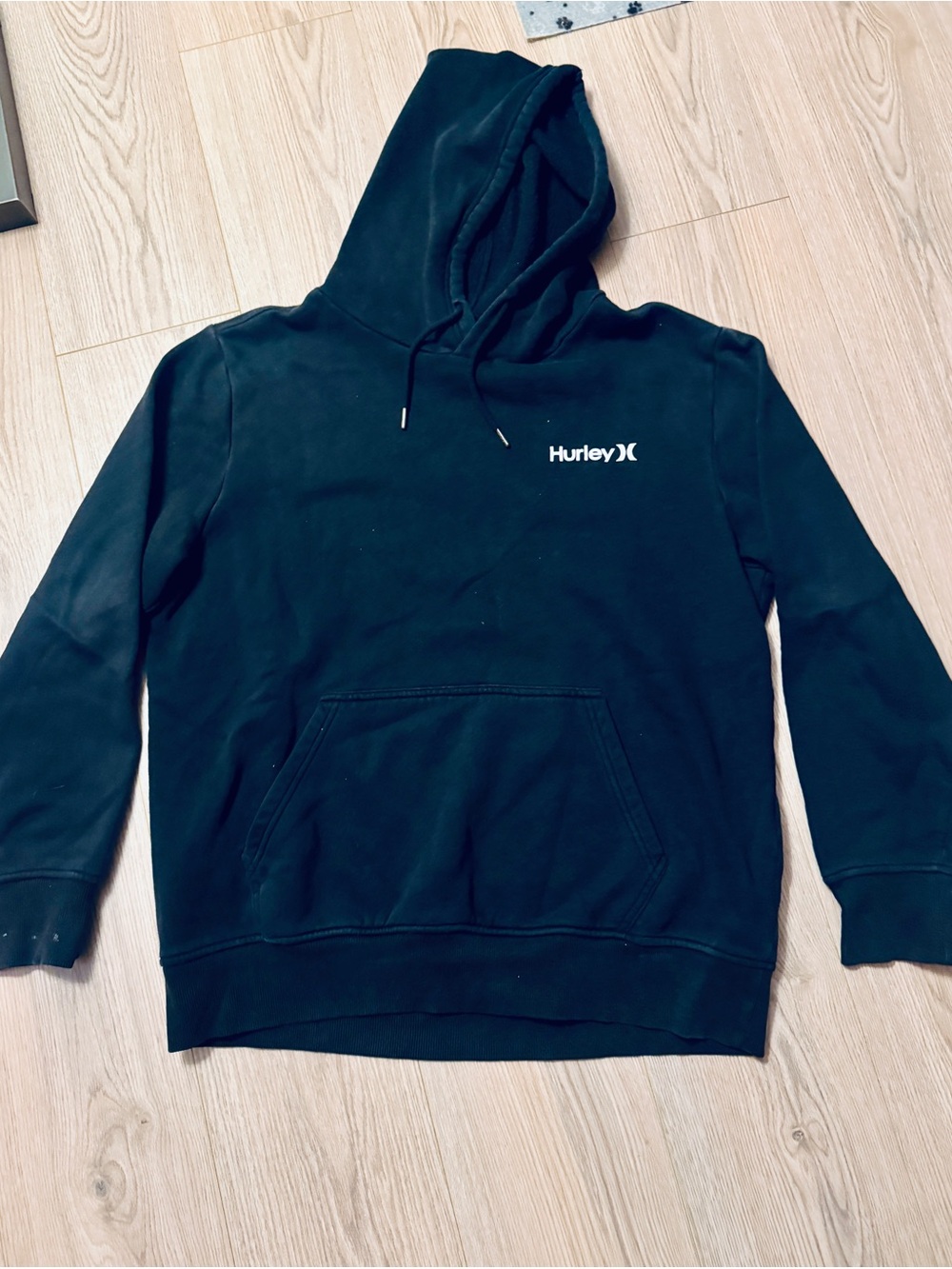 Hurley Black Men's Hoodie with Chest Logo